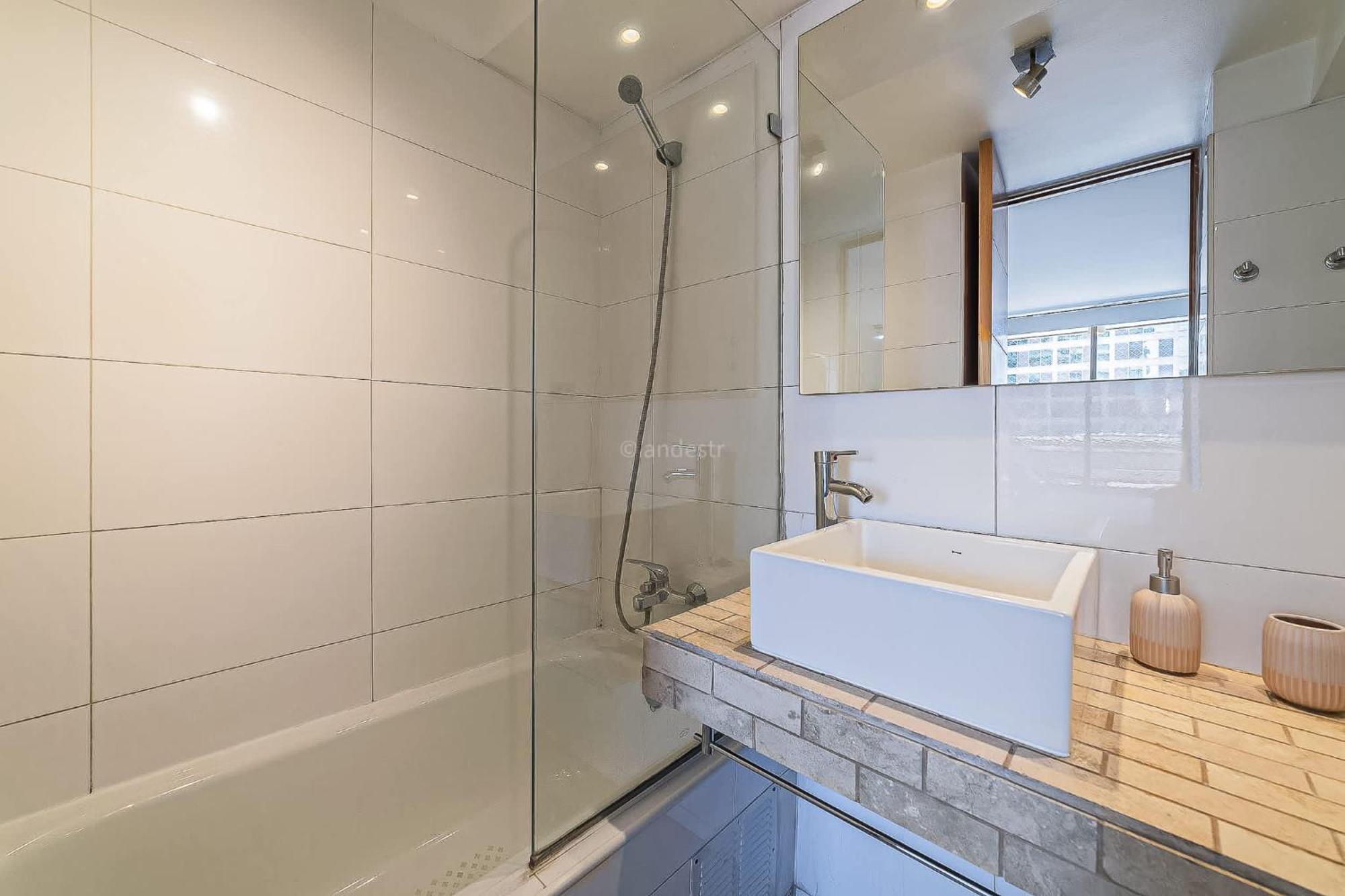 Exclusive And Comfortable In Condes Santiago